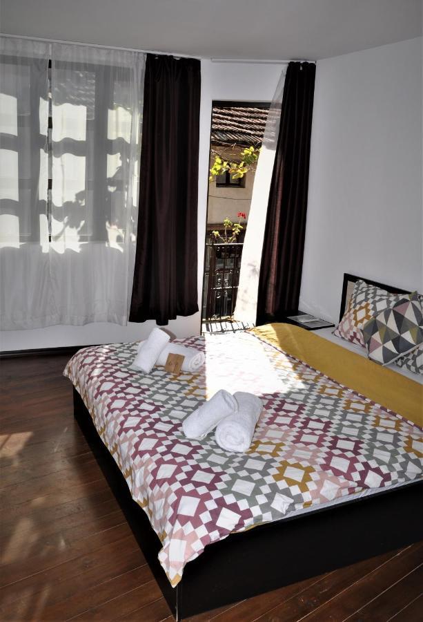 Honey I'M Home Apartments Veliko Tarnovo Buitenkant foto