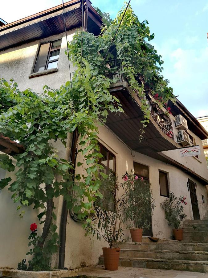 Honey I'M Home Apartments Veliko Tarnovo Buitenkant foto